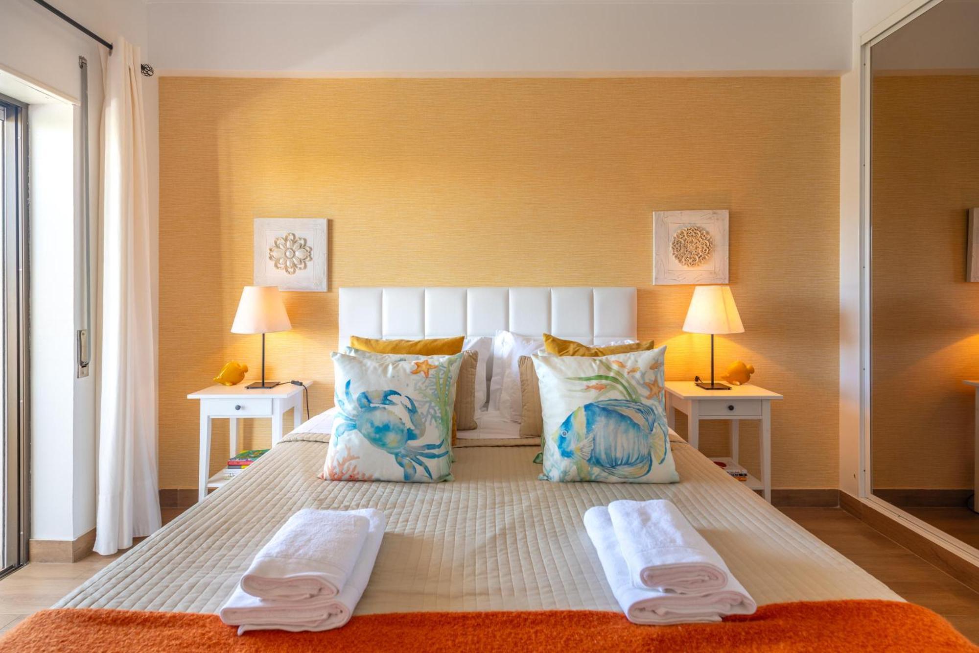 Apartamento Gomes -Free Airco, Wiffi & Swimming Pool- By Bedzy Porches  Buitenkant foto
