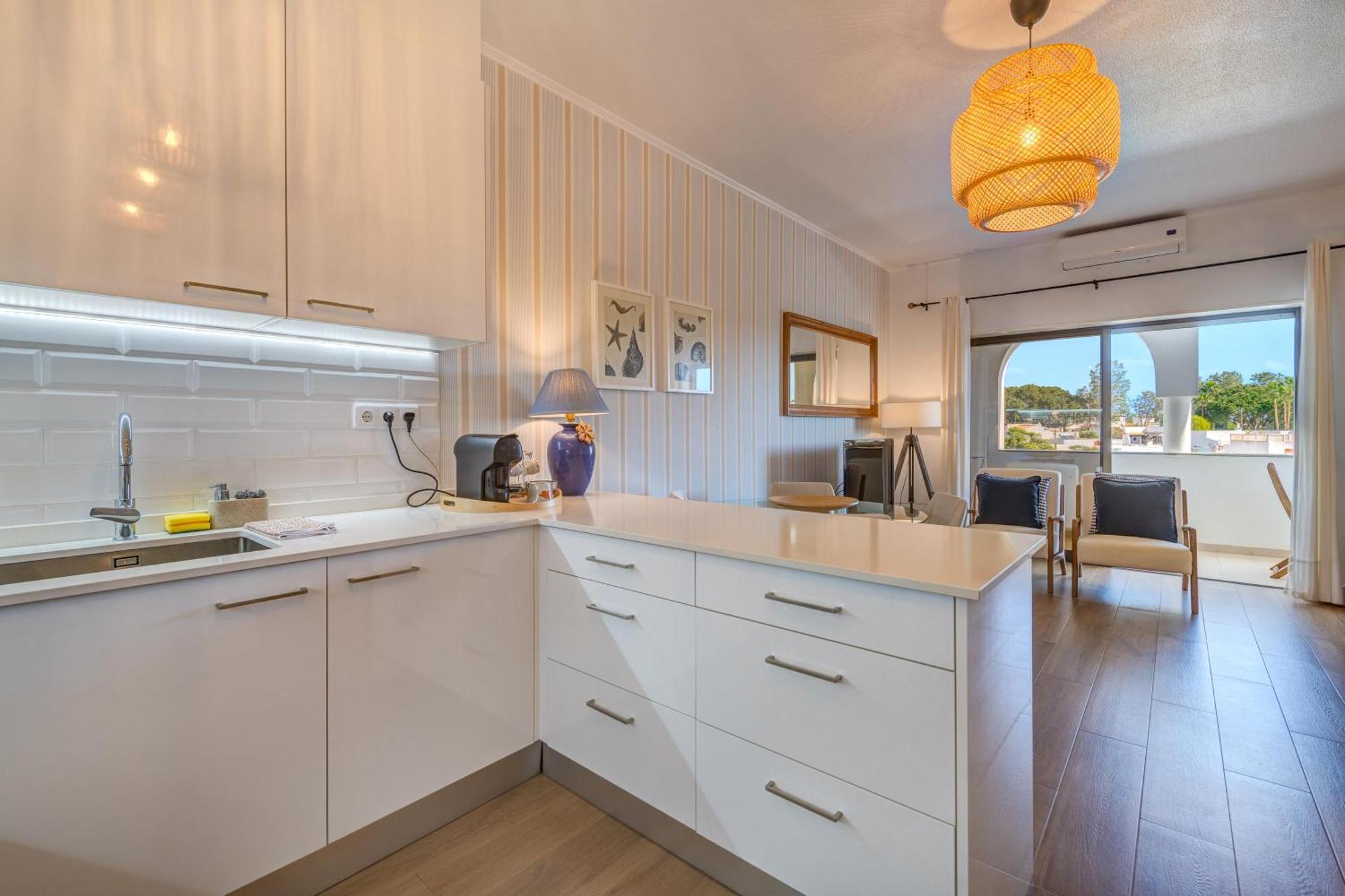 Apartamento Gomes -Free Airco, Wiffi & Swimming Pool- By Bedzy Porches  Buitenkant foto